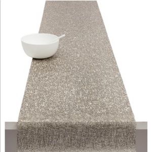 Gold Metallic Table Runner/ Matching Placemats